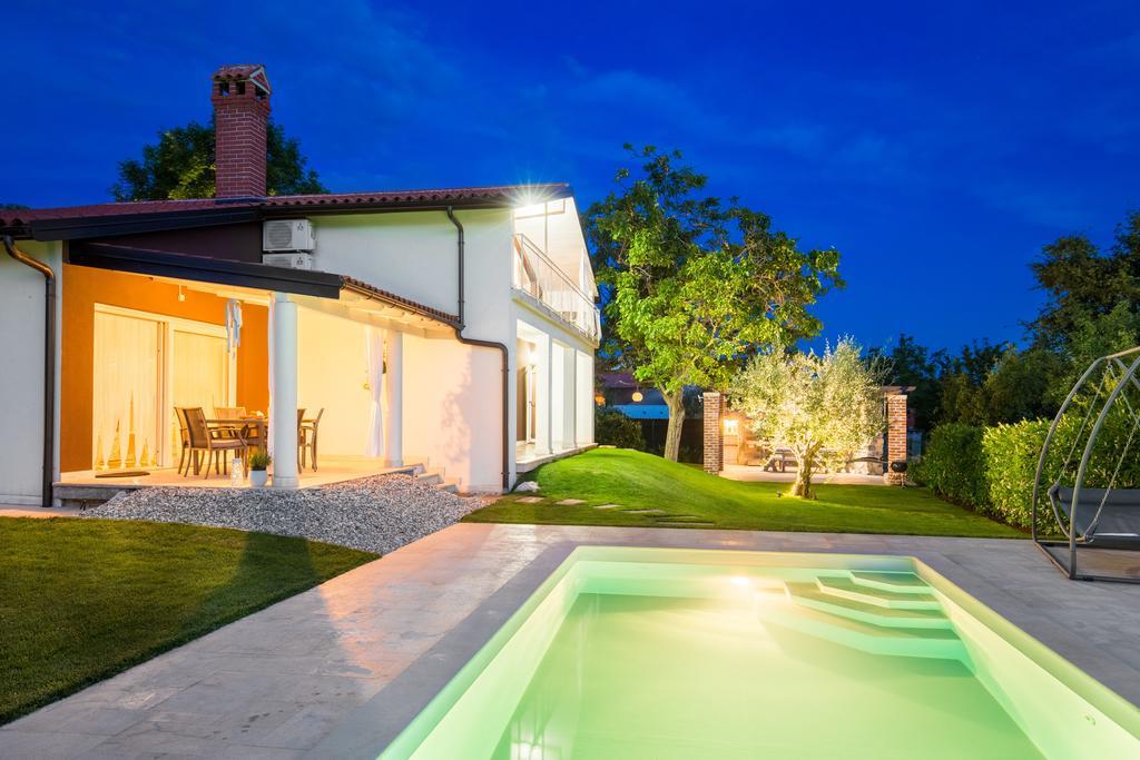 Villa Parenzana Višnjan Buitenkant foto