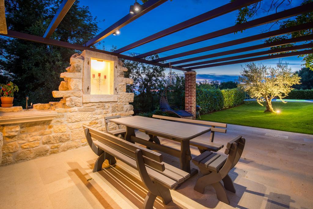 Villa Parenzana Višnjan Buitenkant foto