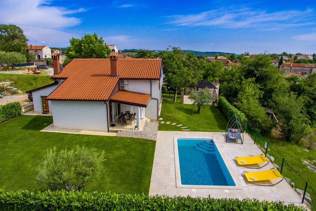 Villa Parenzana Višnjan Buitenkant foto